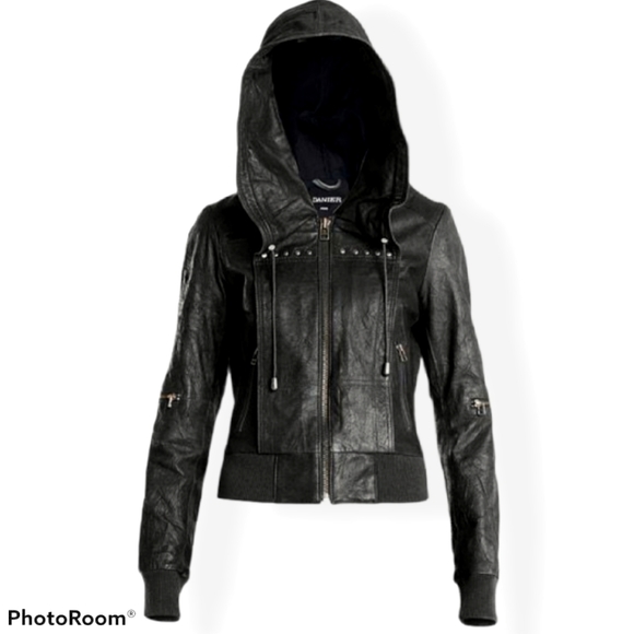 Danier Jackets & Blazers - DANIER LEATHER BLACK BOMBER XS